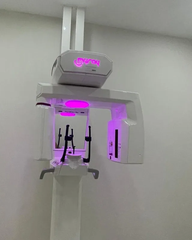 Kliniğin panoramik röntgen cihazı